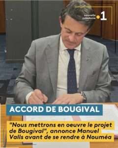 Le MOM signe l'Accord de Bougival